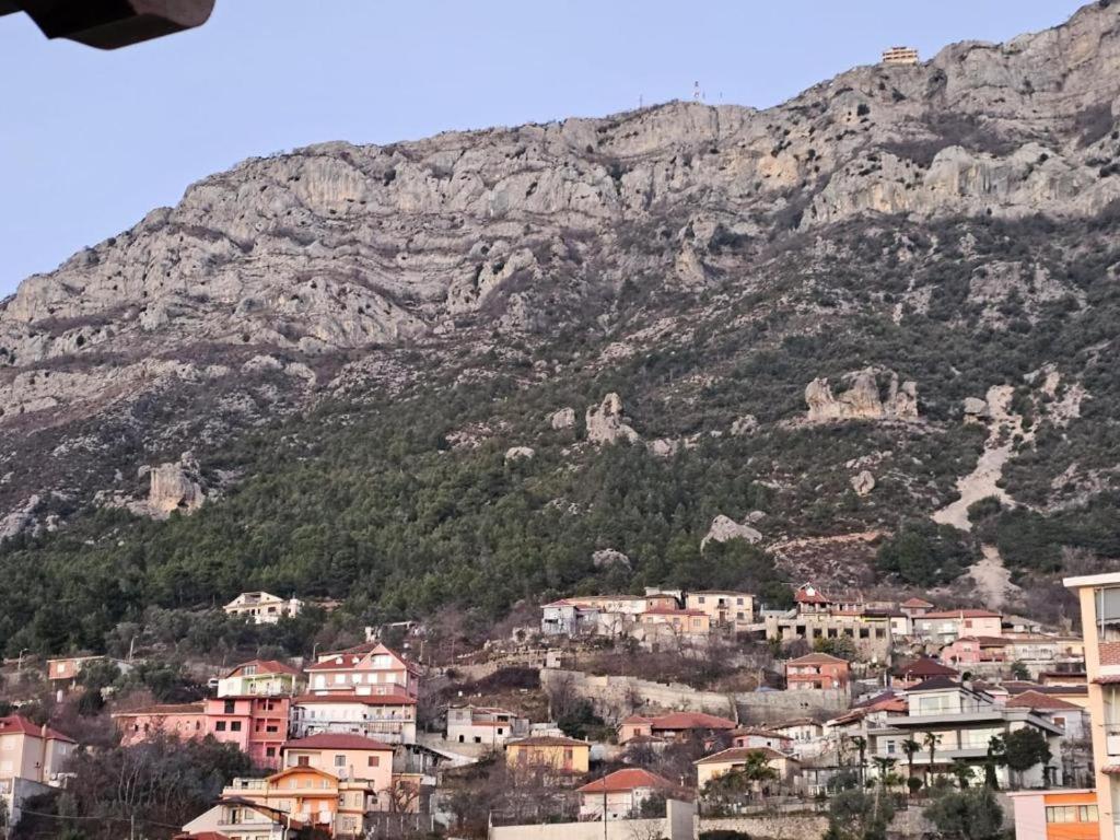 Vila Hk Krujë Exterior foto